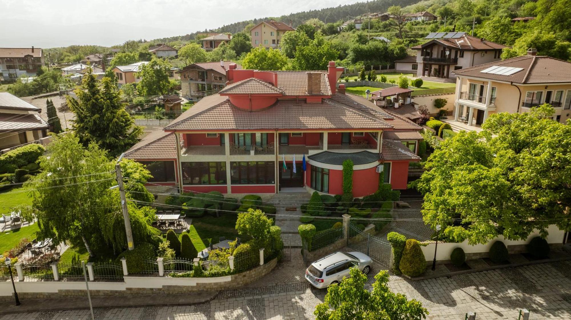 Hotel-Restaurant Almond Karlovo Exterior foto